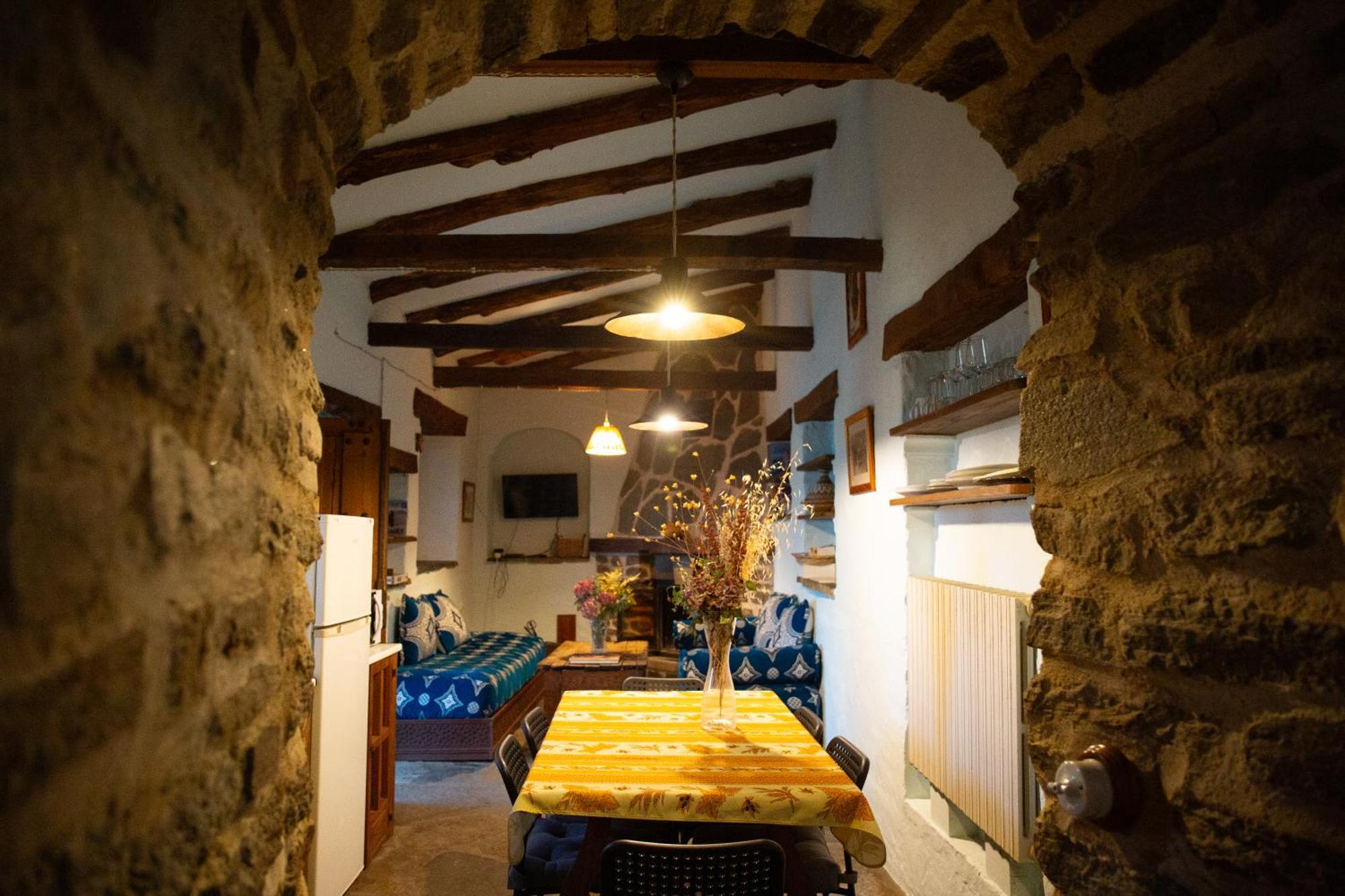 Вилла La Casa Del Nogal Гуэхар-Сьерра Экстерьер фото